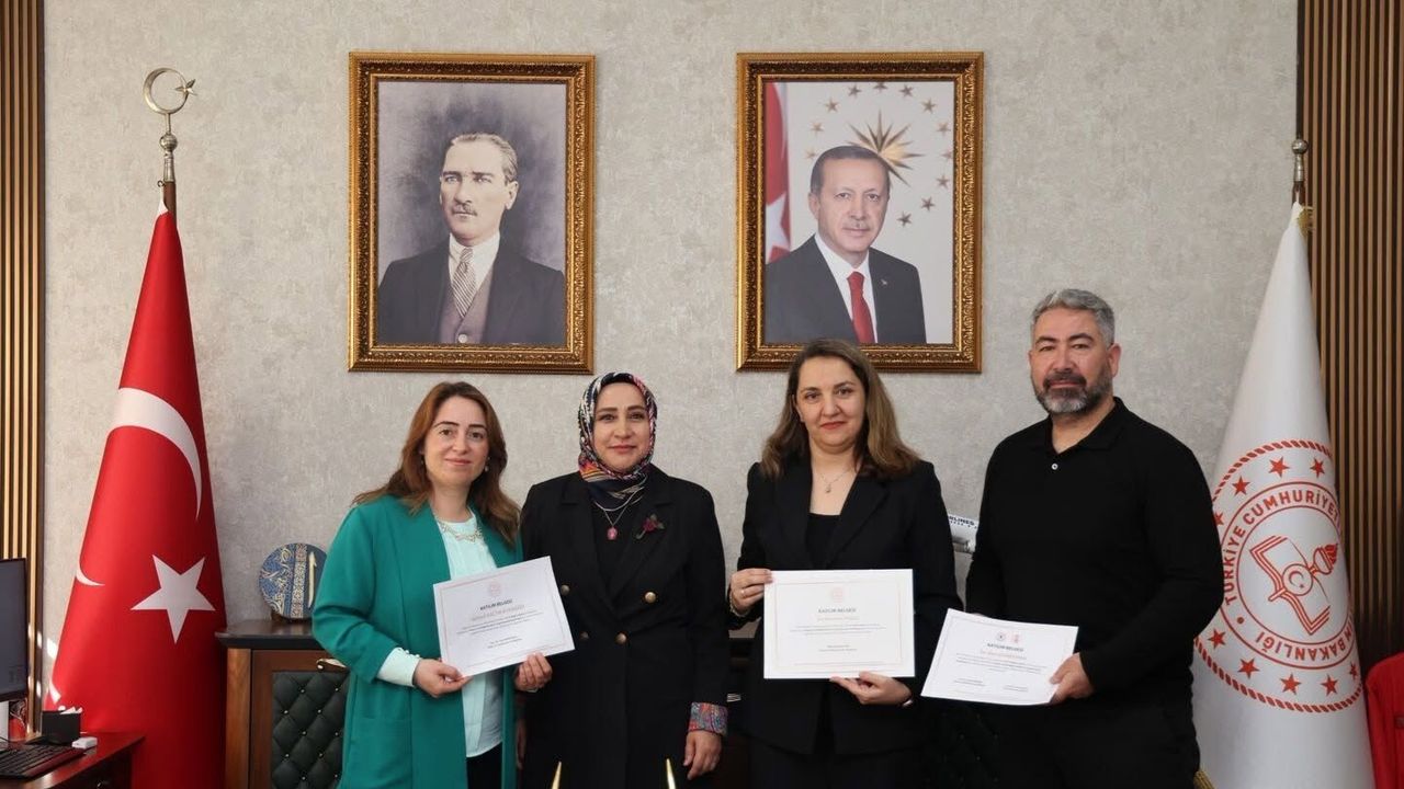 Eğitimcilerden Özbek’e Akademik Başarı ziyareti