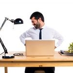 Masa başında çalışanlara omurga sağlığı uyarısı