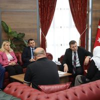 GÜNCEL