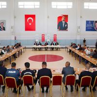 ALTUNHİSAR