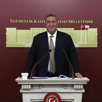 SİYASET