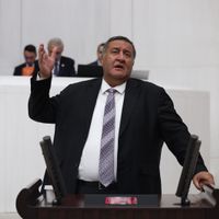 SİYASET