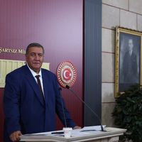 SİYASET