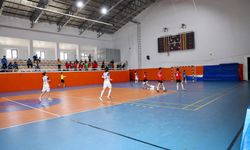 Futsal Yıldızlar grup müsabakaları başladı