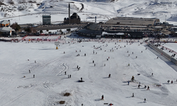 Erciyes hafta sonu yine ilgi odağı oldu