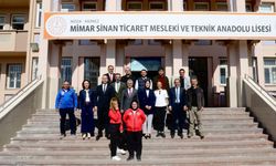 Vali ve Başkan Mimar Sinan Lisesi'ni ziyaret etti