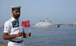 Türk savaş gemisi "TCG BÜYÜKADA" Pakistan’da