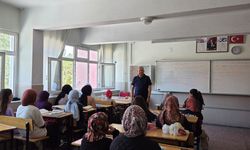 “Değerlerimle Kur’an-ı Kerim Öğreniyorum” Kursuyla Manevi Eğitim Destekleniyor