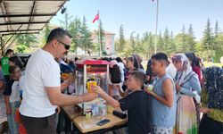 Altunhisar’da Çocuklar Şenlikte Buluştu: 300’e Yakın Kur’an Kursu Öğrencisi Eğlendi ve Kaynaştı