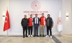 Deaflympics’te Bronz Madalya Kazanan Niğdeli Sporcular İl Müdürlüğünde Ağırlandı