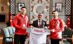 Niğdeli Milli Güreşçilerden Vali Çelik’e Ziyaret