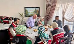 Koruyucu Aile Biriminden Anlamlı Doğum Günü Kutlaması