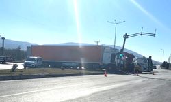 Niğde’de İki TIR Çarpıştı: Maddi Hasar Oluştu
