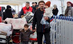 Bakan Yerlikaya: "8 Aralık 2024 sonrası gönüllü olarak 578 bin Suriyeli, Suriye'ye geri döndü"