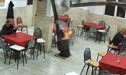 Sobaya dökülen kolonya ortalığı savaş alanına çevirdi