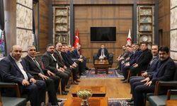 AK Parti heyeti Vali Akmeşe’yi ziyaret etti