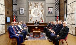 Milli Eğitim Yöneticileri Vali Akmeşe’yi ziyaret etti