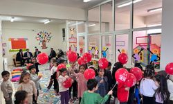 Kur’an eğitimi alan miniklere ziyaret