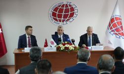 Bakan Bolat Niğdeli iş adamlarıyla bir araya geldi