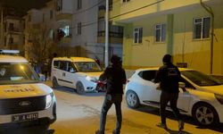 Kayseri'de husumetli ailelerin kavgasında 2 ev kurşunlandı