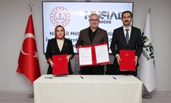 Eğitim ve iş dünyası omuz omuza