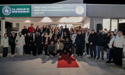 Vali Akmeşe öğrencilerle iftar sofrasında