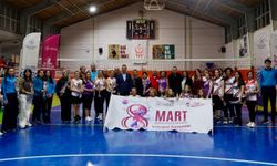 Bor’da Kadın sporculara anlamlı kutlama