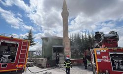 Niğde'de camide yangın!