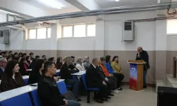 Bor’da “İyileştiren Kütüphane” Paneli