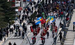 Nevruz Coşkusu kortejle başladı