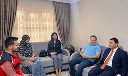 Vali Akmeşe’nin eşinden Koruyucu Aile ziyareti