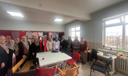 Alay’lı Kadınlar Gazze’deki çocuklara kıyafet dikiyor