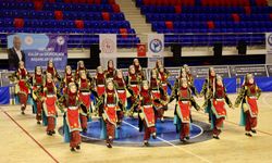 Halk Oyunları Grup Yarışmaları yapıldı