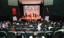Modern Folk Konseri yoğun ilgi gördü