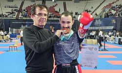 Niğdeli Kick Boksçudan Dünya Şampiyonluğu