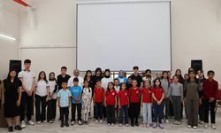 Başarılı öğrencilere ödül töreni