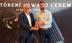 Orhan'dan Türkiye ikincisi öğretmene tebrik