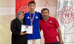 Niğdeli İnan Taekwondoda Türkiye Şampiyonu