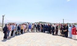 Başkan Özdemir AK Kadınlar istişaresine katıldı