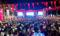 Niğde 15 Temmuz’ da Kırmızı Beyaza büründü