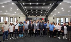Niğde Hizmet-İş’ten Özdemir’e Tebrik ziyareti