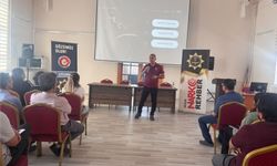 Anneler ve gençler bilgilendirildi