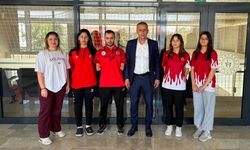 Niğde'nin Şampiyonları başarılarını paylaştı
