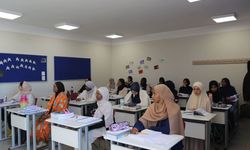 Diyanetten yurt içi ve 114 ülkeden öğrenciye destek