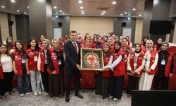 Vali Akmeşe Damla Gönüllülerini ağırladı