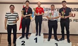 Niğde’ye Bilardoda Çifte Türkiye Şampiyonluğu