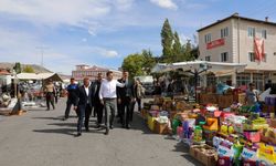 Vali Akmeşe Çiftlik Pazarı’nda