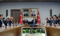Vali Akmeşe önemli bir VKS toplantısına katıldı
