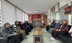 Kız Yurdu Öğrencilerinden Müftü Köse’ye ziyaret