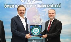 Hisarcıklıoğlu Rektör Uslu’yu ziyaret etti